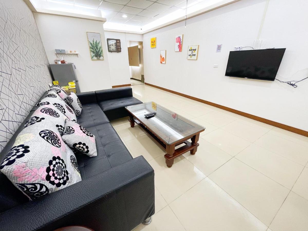 花見你民宿-近東大門夜市 Kota Hualien Bagian luar foto